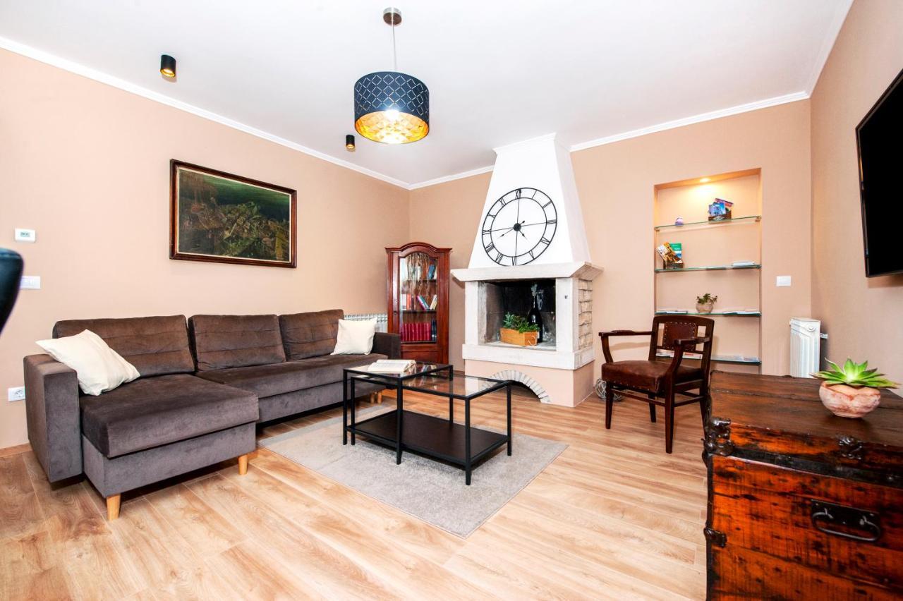 Apartment Miral Rovinjsko Selo Exterior photo